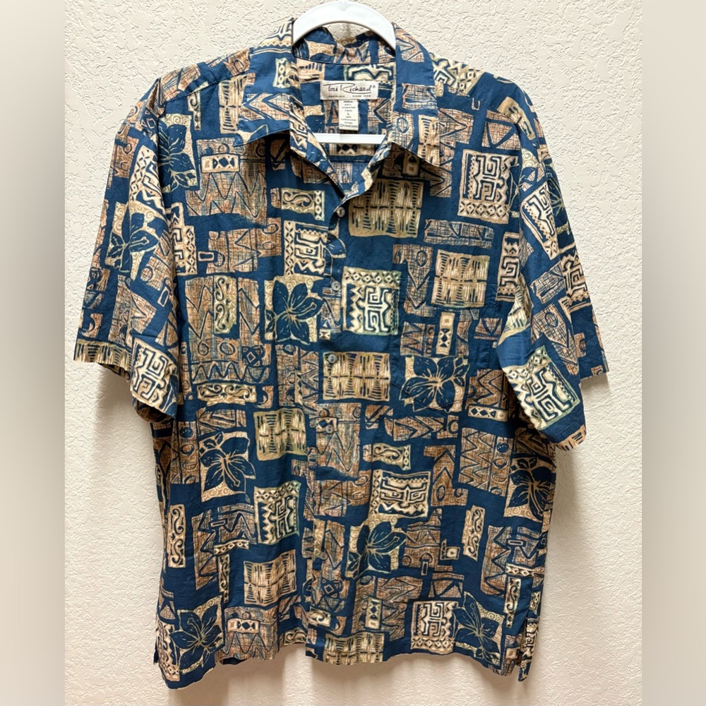 Vintage Tori Richard Blue and Tan Patterned Hawaiian Shirt Cotton Sz L